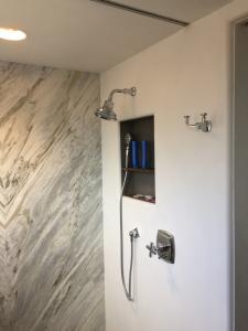 Stucco Showers 16